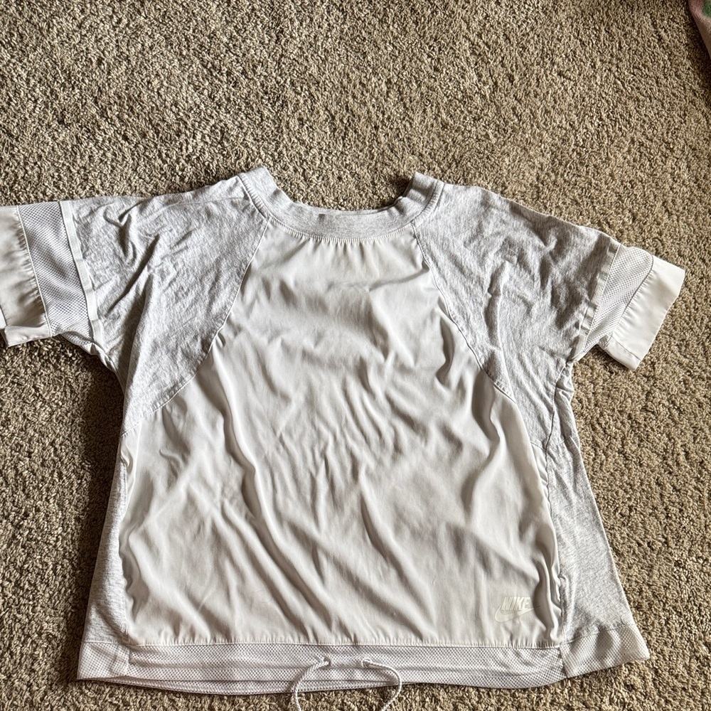 Nike White Short-Sleeve Athletic Tee